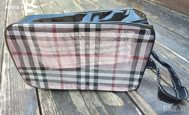 Несесери, снимка 1