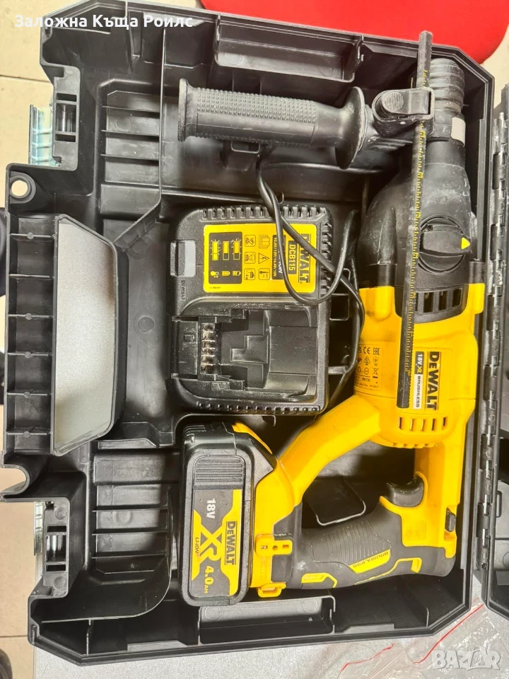 DeWALT DCH133 18V XR SDS-Plus 2.6J безчетков перфоратор, снимка 1