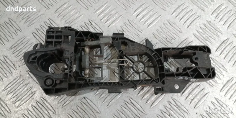 Основа дръжка врата VW Passat B6 2005г.(задна дясна)	, снимка 1