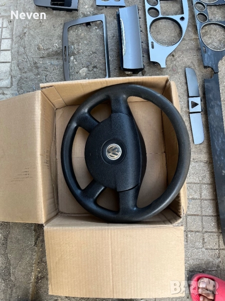 Волан Пасат Б6, снимка 1