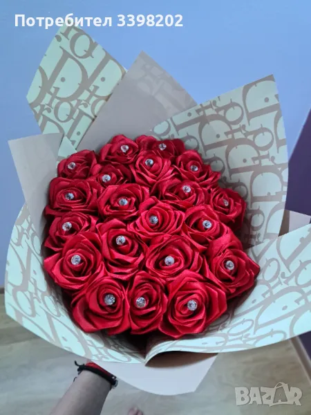 Ръчно изработени букети от сатенени рози , снимка 1