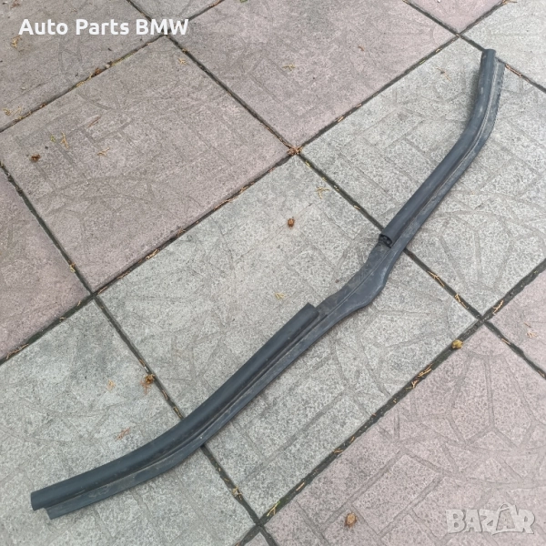 Уплътнение преден капак BMW E60 E61 уплътнение капак БМВ Е60 Е61, снимка 1