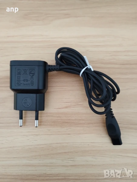 Зарядно за тримери Philips 15V, 5.4W, снимка 1