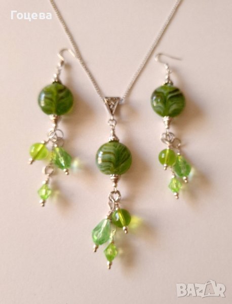 Разкошен комплект бижута обеци и колие с ръчно изработени стъклени Мурано мъниста в зелено, снимка 1