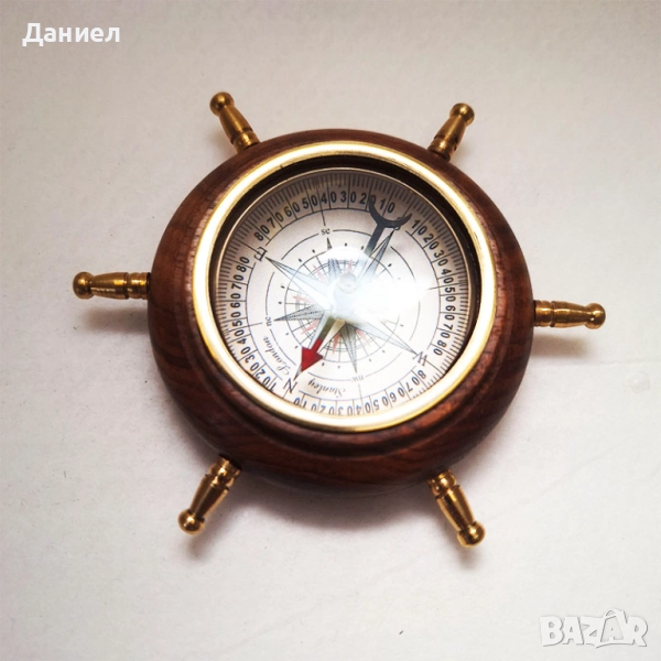 Компас с формата на щурвал, рул, снимка 1