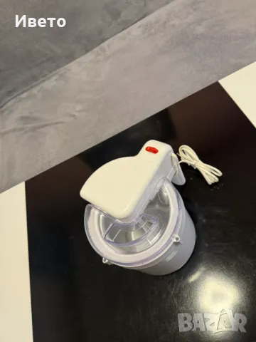 Машина за сладолед, Капацитет 1 L, Сваляща се купа, 12 W, Бутон за включване/изключване, снимка 2 - Други - 49440349