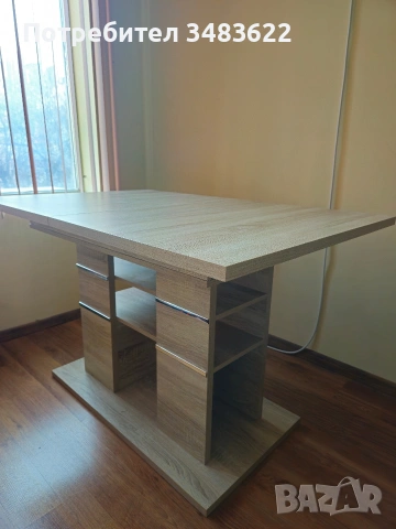 Трапезна маса със столове 