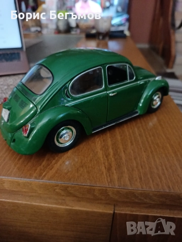 Количка Volkswagen Kafer 1/18 Revell 1302 , снимка 7 - Колекции - 52565048