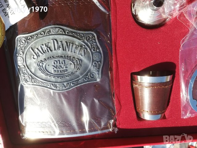 НОВ КОМПЛЕКТ-JACK ЗА ПОДАРЪК 1510231024, снимка 2 - Колекции - 42568924