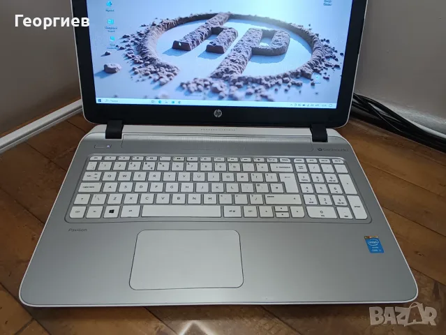 Лаптоп HP Pavilion 15 i3 4030U  8GB RAM  256GB SSD  нова батерия / 15,6", снимка 2 - Лаптопи за работа - 56164163