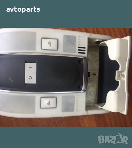 Audi a6 c6 плафониера таван, снимка 2 - Части - 40361274