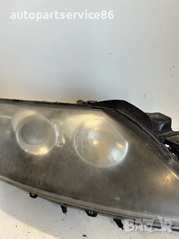 Десен фар халоген със счупване, вижте снимките LHD за Mazda CX-7 (2011) #3119, снимка 2 - Части - 53653384