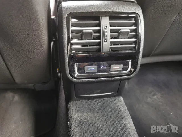 VW Passat, снимка 11 - Автомобили и джипове - 50281878