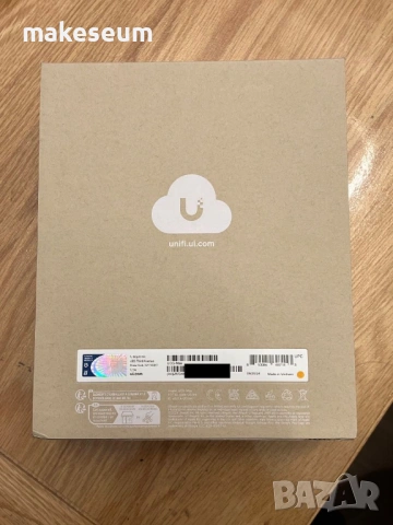 Ubiquiti Cloud Gateway Max 512GB (UCG-MAX), снимка 2 - Рутери - 52726553