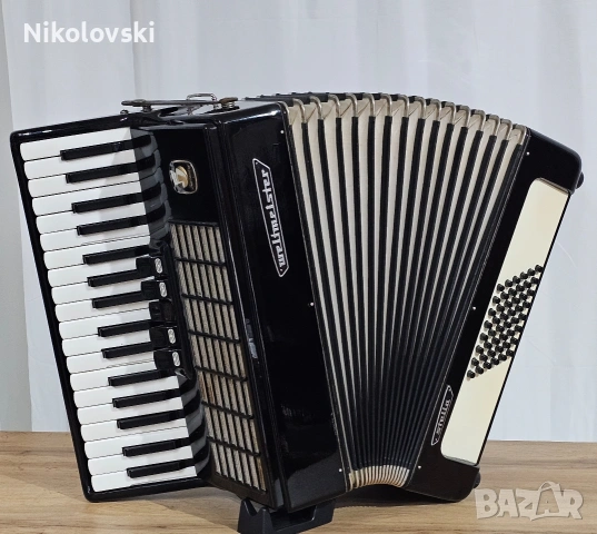 Акордеон Weltmeister Stella 