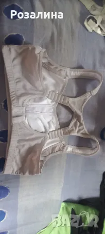 Спортно бюстие 