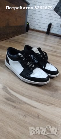 Nike air Jordan 1 retro low 100% оригинални 43, снимка 8 - Маратонки - 40785562