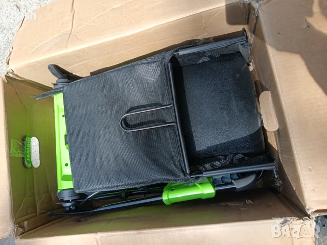 Акумулаторна косачка Greenworks G40LM35, 40V, 35 см, 40 л, Без батерия и зарядно, снимка 8 - Градинска техника - 50685229