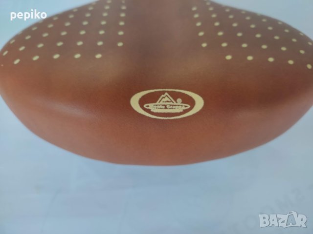 Продавам колела внос от Германия оригинална Италианска седалка AMERICA с пружини, снимка 2 - Части за велосипеди - 41375435