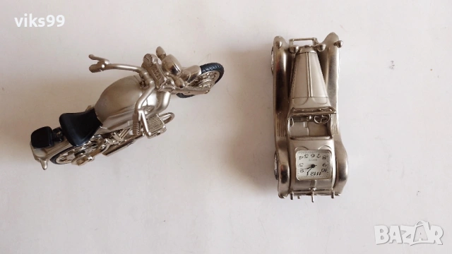 Метални мотор и ретро количка - часовници, снимка 5 - Колекции - 53873384