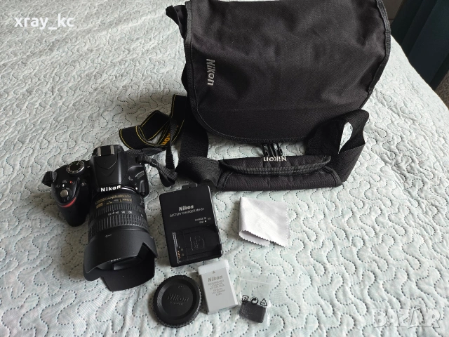 Nikon D3200 + 18-70 DX / само 1858 кадъра / 2 батерии / чанта – като нов, снимка 7 - Фотоапарати - 53753666