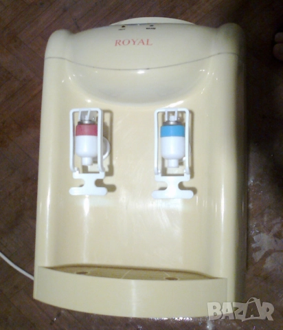 ДИСПЕНСЪР МАРКА ROYAL ЗА 19 ЛИТРОВИ ГАЛОНИ , снимка 2 - Други - 52430171