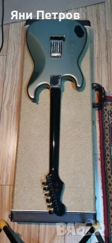 Fender Japan Stratocaster Grey HSS 1986 електрическа китара , снимка 2 - Китари - 53781113