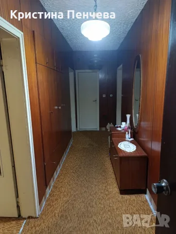 🏠 ПРОДАВА СЕ ПРОСТОРЕН АПАРТАМЕНТ С ГАРАЖ – ЦЕНТЪР, ГР. ОМУРТАГ , снимка 2 - Апартаменти - 55898419