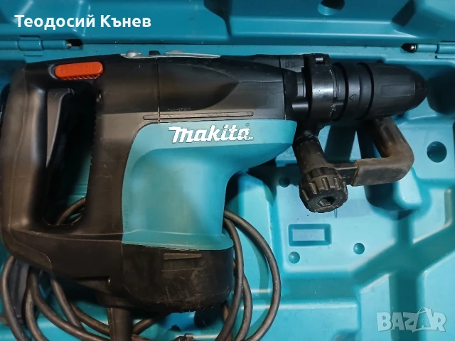 Перфоратор Makita HR4001C, снимка 3 - Перфоратори - 50920349
