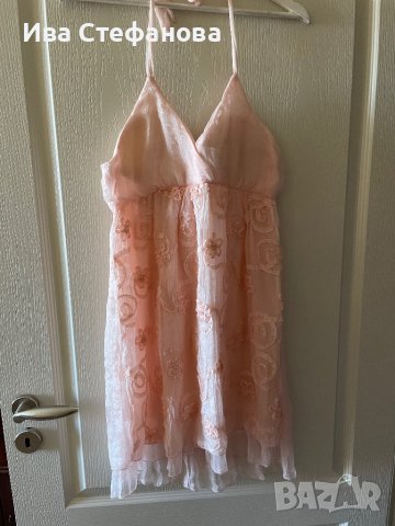 Нежна елегантна ефирна женствена  рокля 3D цветя  в прасковен цвят размер L , снимка 5 - Рокли - 41789785