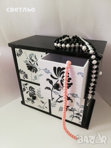 Дървено шкафче за бижута, снимка 2 - Подаръци за жени - 39759518