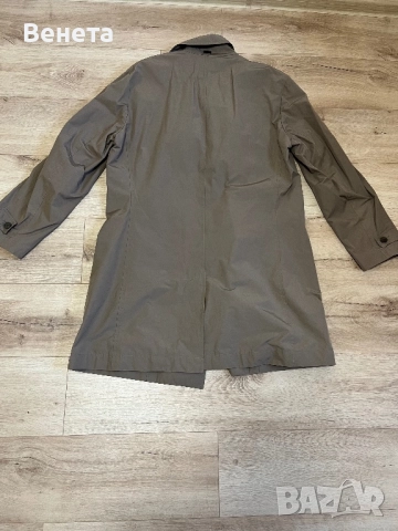 Якето е като ново,без забележки. за повече информация пишете на лично съобщение.