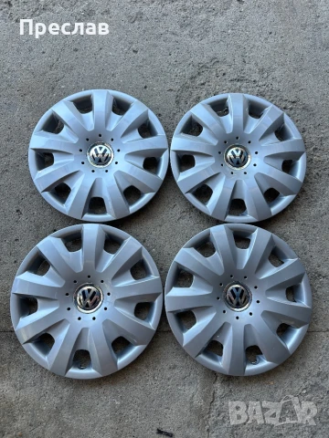 4 броя оригинални тасове за Vw Golf 15