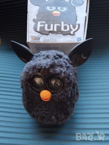 Furby - оригинална интерактивна играчка с кутия, снимка 2 - Музикални играчки - 52742824