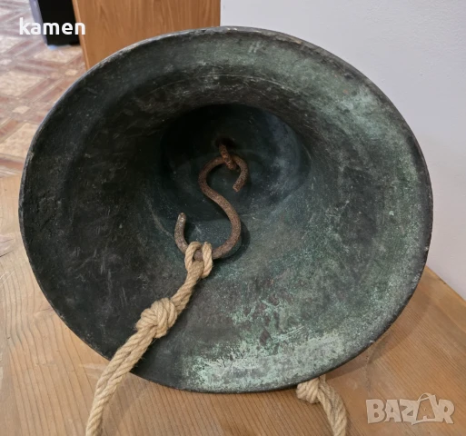 Голяма бронзова Камбана, снимка 4 - Антикварни и старинни предмети - 51171138
