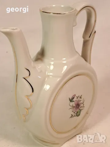 българска порцеланова каничка Китка Разград 22/5, снимка 2 - Сервизи - 49237644