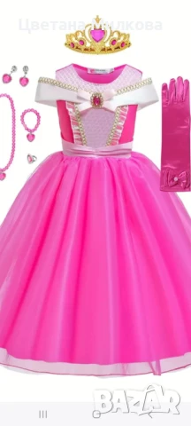 Детска рокля в комплект с много аксесоари
