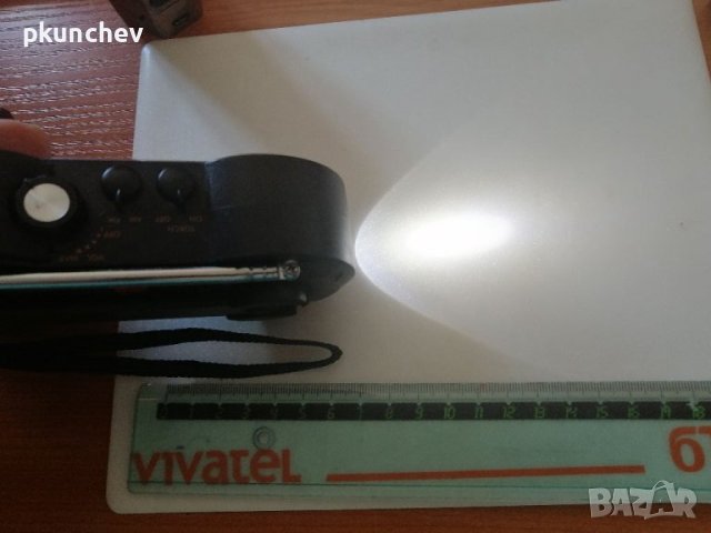 AM/FM радио с динамо и фенерче, снимка 6 - Радиокасетофони, транзистори - 41796035