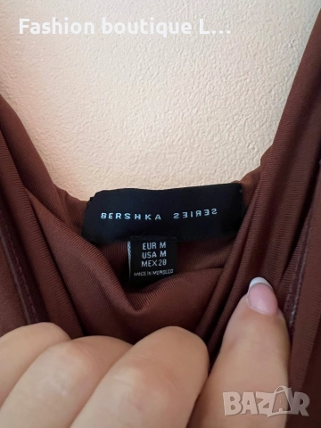 Кафява рокля без презрамки М размер на марката Bershka със силиконова лента за да не пада 🤎🤎🤎🤎, снимка 3 - Рокли - 52052189