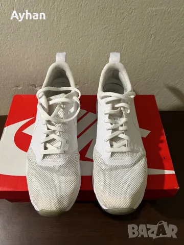 Оригинални Nike Air Max Tavas – изцяло бели- размер 43/ 27.5см стелка, снимка 3 - Маратонки - 56209425