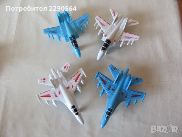 4 броя малки самолети, снимка 2 - Други - 35821574