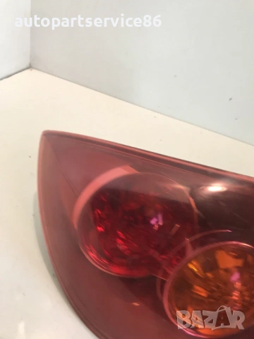 Заден ляв стоп светлина странична външна LHD за Mazda 3 1.6 16V (2005), снимка 2 - Части - 53687814