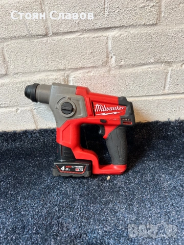 Акумулаторен безчетков перфоратор Milwaukee Fuel M12 CH-