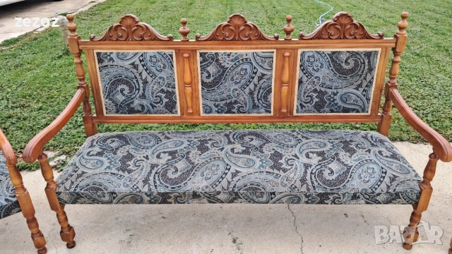 Диван и две кресла масив орех, снимка 2 - Дивани и мека мебел - 53561884