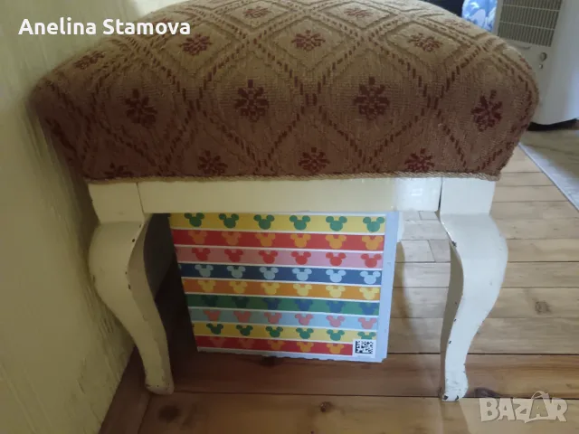 Подарявам бюро с надстройка и 2 табуретки барокови, снимка 5 - Бюра - 56007575