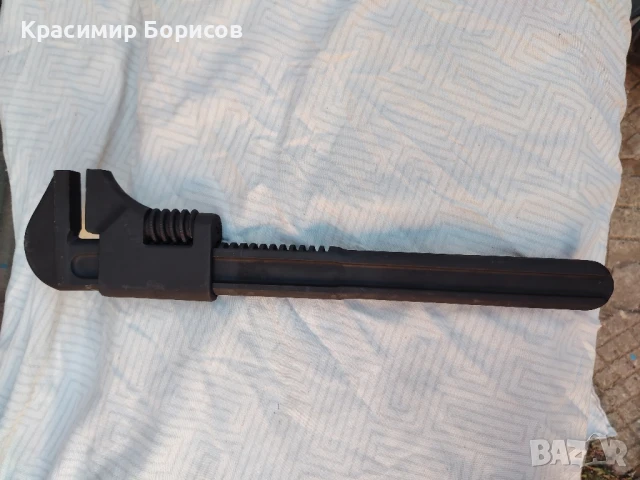 американски раздвижен ключ , снимка 2 - Ключове - 51370433