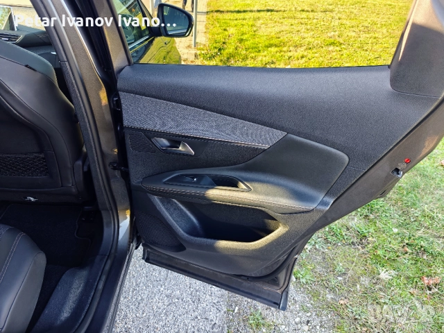 Peugeot 3008 GT-Line 2.0 BluHDi, снимка 13 - Автомобили и джипове - 52268268