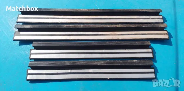 Интериорни пластмаси за праговете на Мерцедес 124