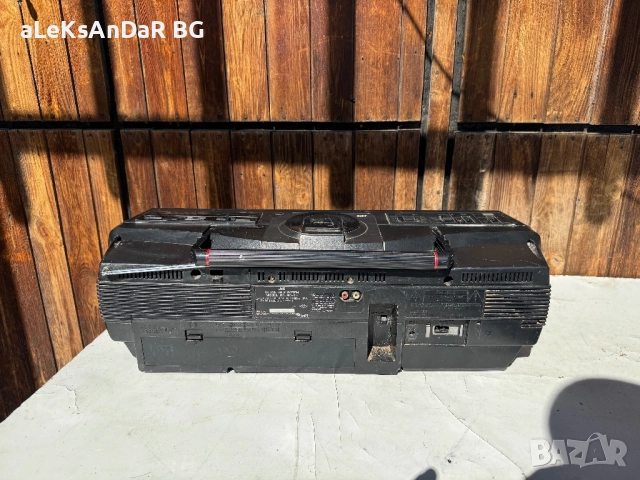 Радио касетофон jvc , снимка 2 - Радиокасетофони, транзистори - 51658507