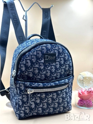 раница 22х28см calvin klein prada guess, снимка 7 - Раници - 51457444